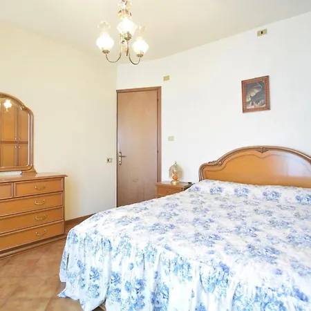 2 Bedroom In Holiday home Viareggio